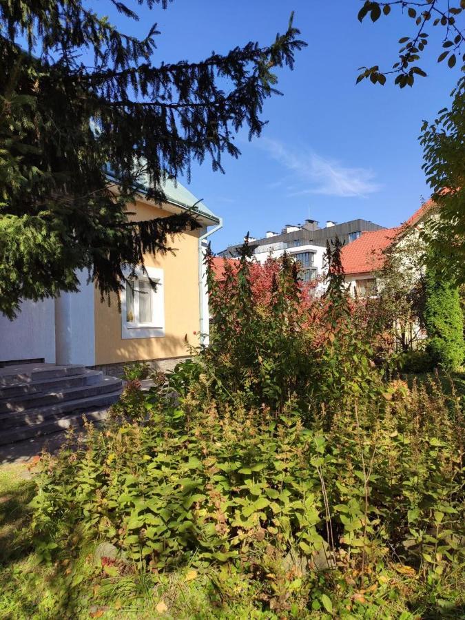 Роксолана Bed and Breakfast Truskavets Buitenkant foto