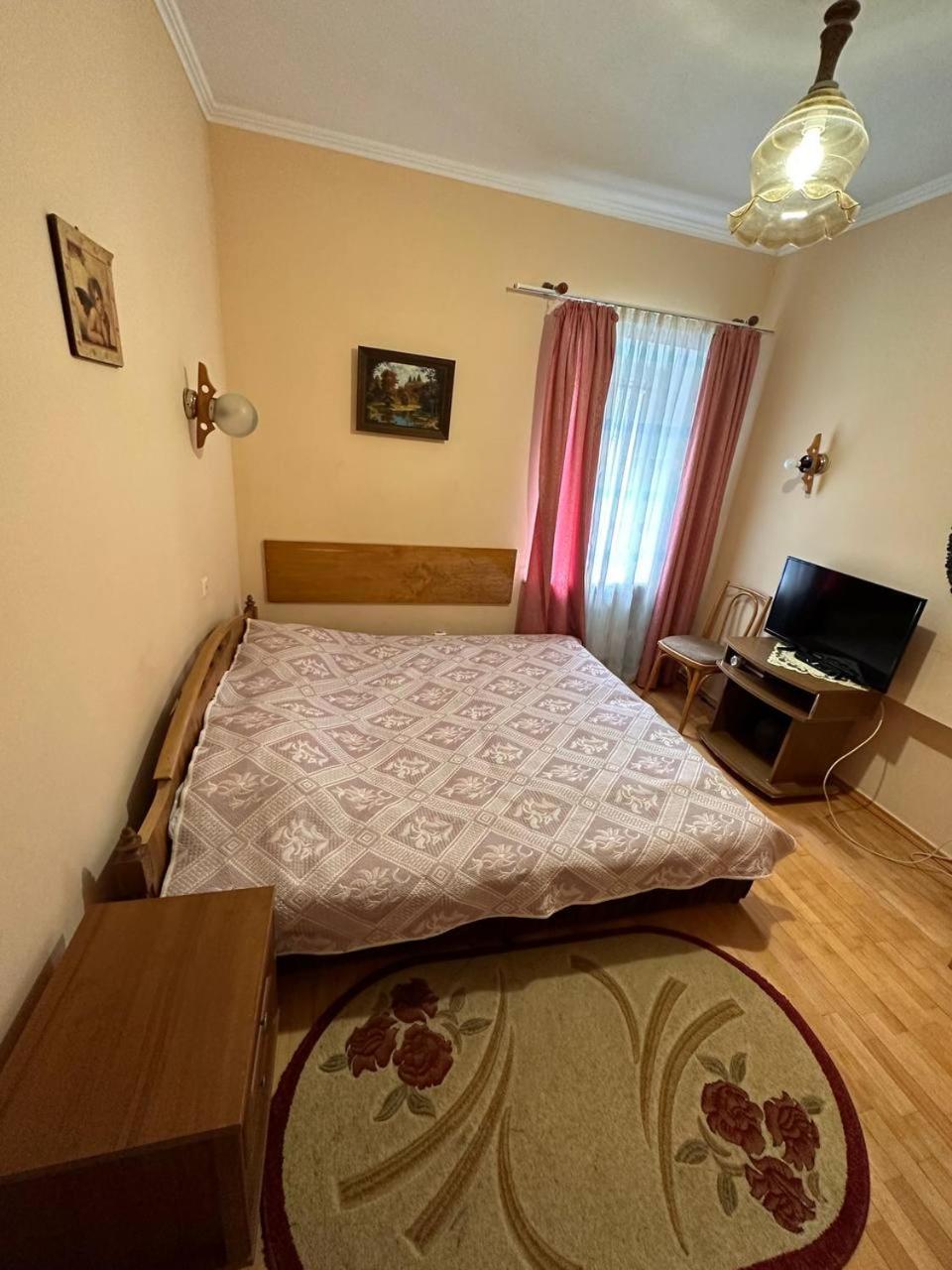 Роксолана Bed and Breakfast Truskavets Buitenkant foto