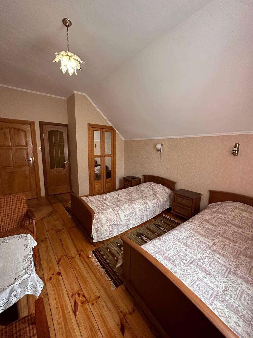 Роксолана Bed and Breakfast Truskavets Buitenkant foto