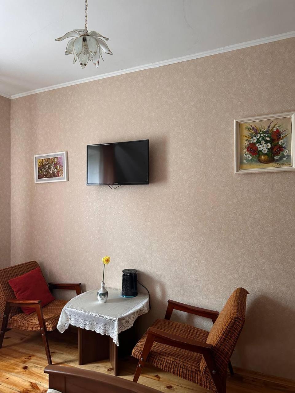 Роксолана Bed and Breakfast Truskavets Buitenkant foto